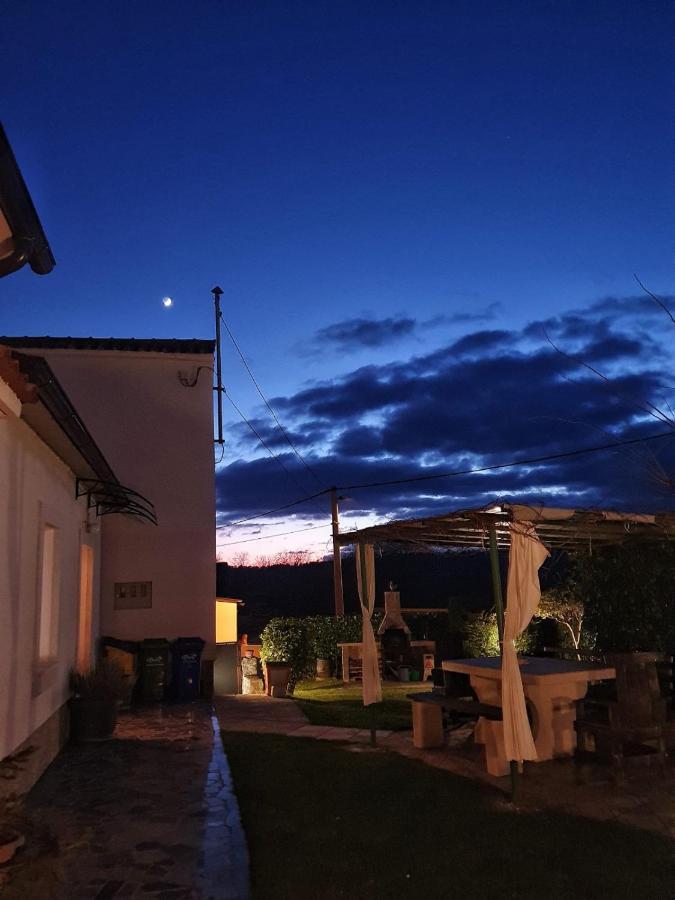 Luanas Rooms With Istrian Touch Buzet Εξωτερικό φωτογραφία