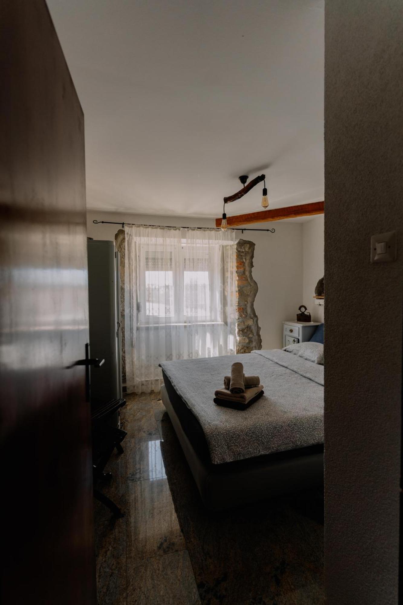 Luanas Rooms With Istrian Touch Buzet Εξωτερικό φωτογραφία