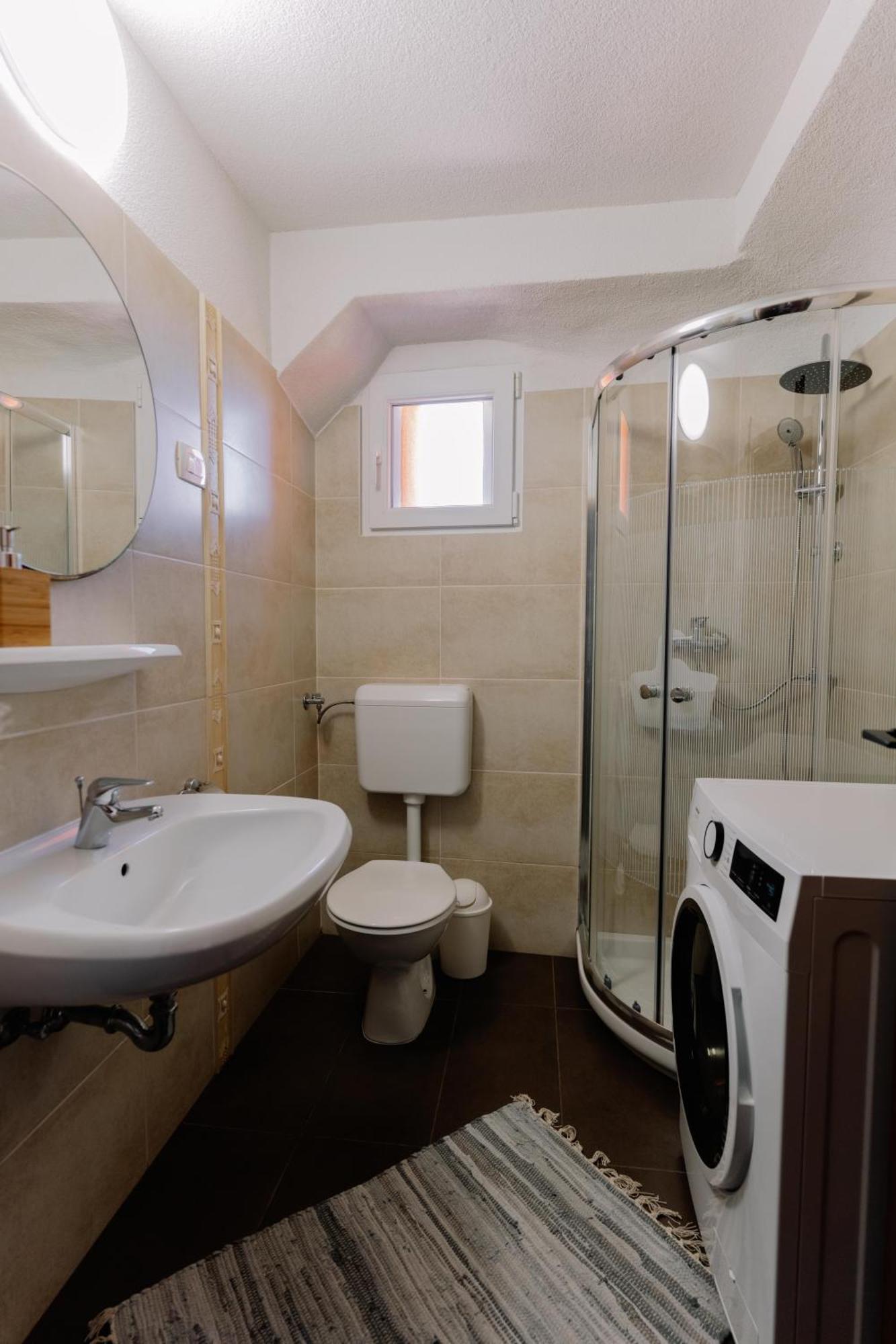 Luanas Rooms With Istrian Touch Buzet Εξωτερικό φωτογραφία