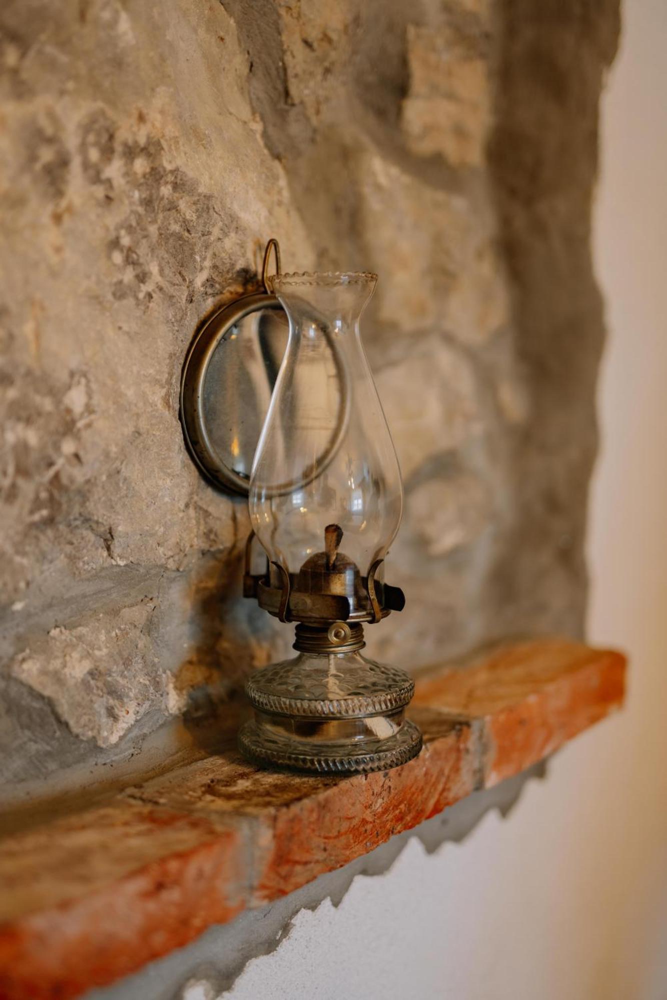 Luanas Rooms With Istrian Touch Buzet Εξωτερικό φωτογραφία